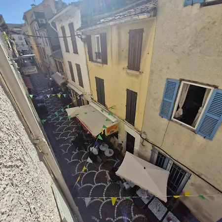 Cozy Old Town Apartamento Antibes
