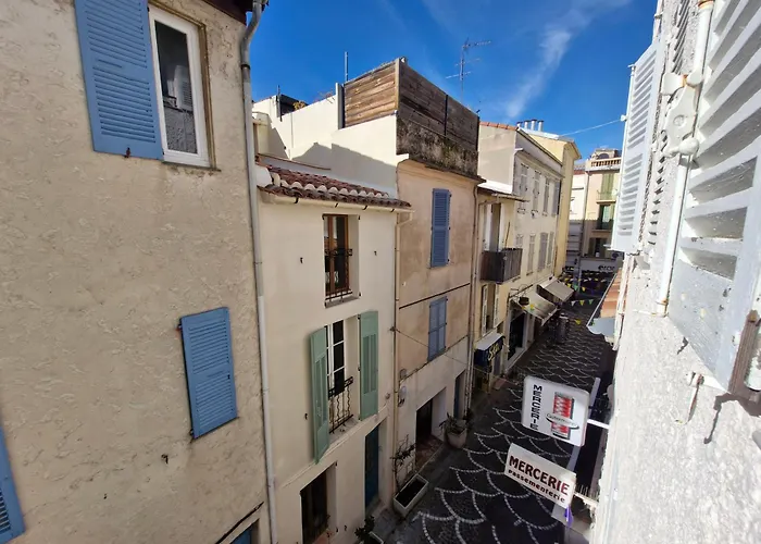 Cozy Old Town Apartman *